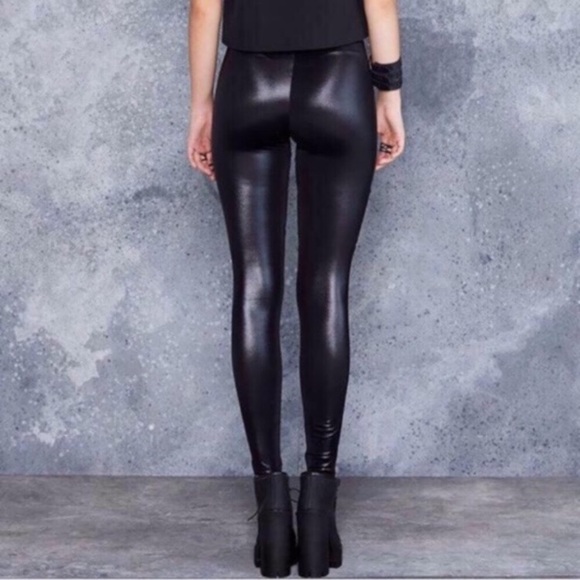 Occult Pentagram Cut Out Leggings - Picture 6 of 8